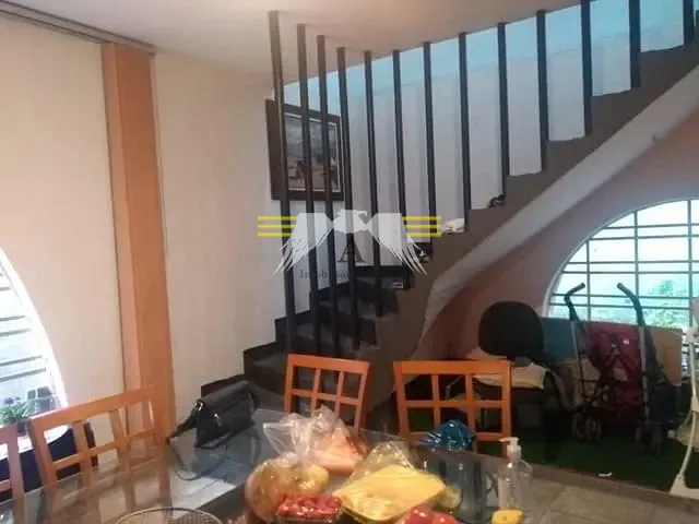 Sobrado com 352m² 4 quartos e 4 banheiros, à venda ou para alugar, no bairro Jardim Arize em São Paulo