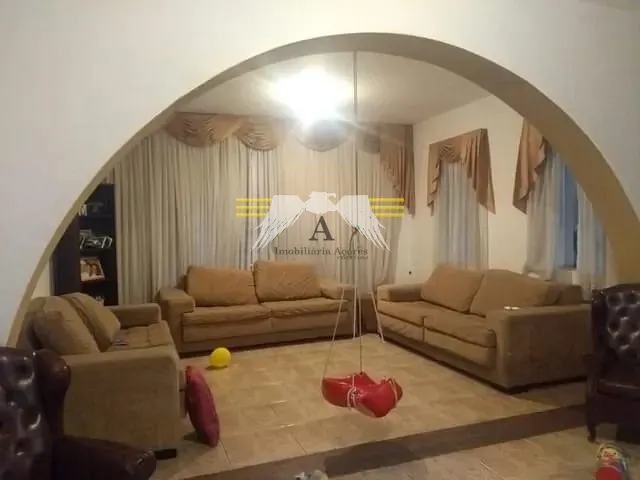 Sobrado com 352m² 4 quartos e 4 banheiros, à venda ou para alugar, no bairro Jardim Arize em São Paulo