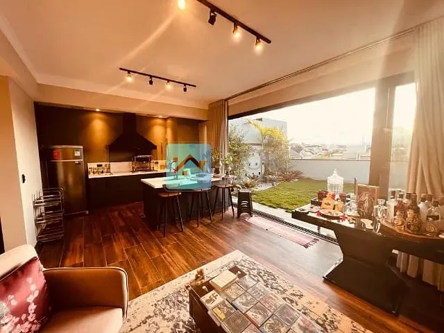 Sobrado com 300m² 4 quartos e 5 banheiros, à venda, no bairro Urbanova em São José dos Campos