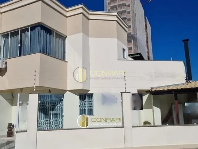 Sobrado com 124m² 2 quartos e 2 banheiros, à venda, no bairro Perequê em Porto Belo