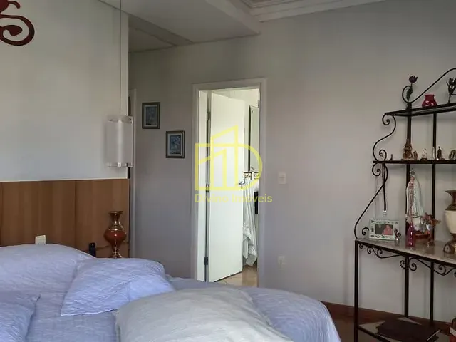 Sobrado com 347m² 4 quartos e 1 banheiro, à venda, no bairro Condomínio Villa dos Inglezes em Sorocaba