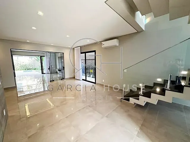 Casa com 374m² 3 quartos e 5 banheiros, à venda, no bairro Residencial Alto do Castelo em Ribeirão Preto