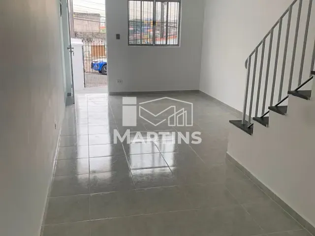 Sobrado 2 quartos e 1 banheiro, para alugar, no bairro Jardim Suína em Taboão da Serra