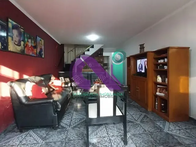 Sobrado com 147m² 4 quartos e 3 banheiros, à venda, no bairro Jardim das Flores em Osasco