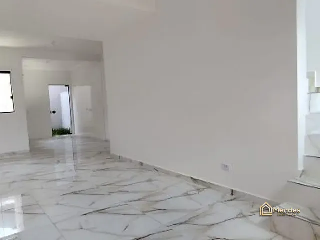 Sobrado com 84m² 3 quartos e 1 banheiro, à venda, no bairro Umbará em Curitiba