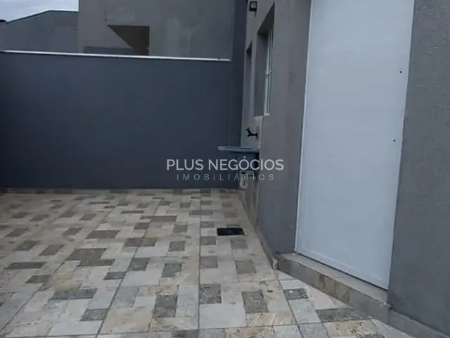 Sobrado com 70m² 2 quartos e 1 banheiro, à venda, no bairro Jardim Rubi em Sorocaba
