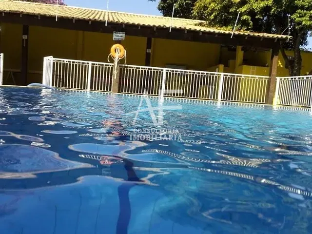 Sobrado com 1185m² 8 quartos e 3 banheiros, à venda, no bairro São Gonçalo em Taubaté