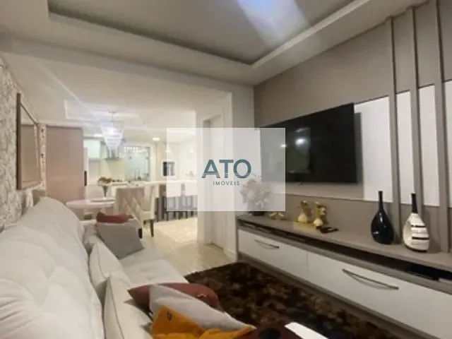 Sobrado 2 quartos e 1 banheiro, à venda, no bairro Praça em Tijucas