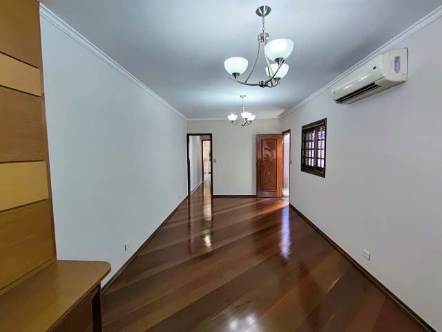 Sobrado com 202m² 3 quartos e 4 banheiros, para alugar, no bairro Vila Floresta em Santo André