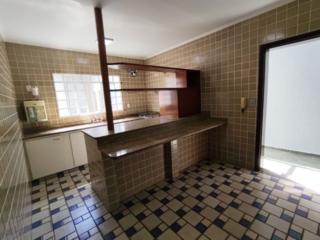Sobrado com 202m² 3 quartos e 4 banheiros, para alugar, no bairro Vila Floresta em Santo André