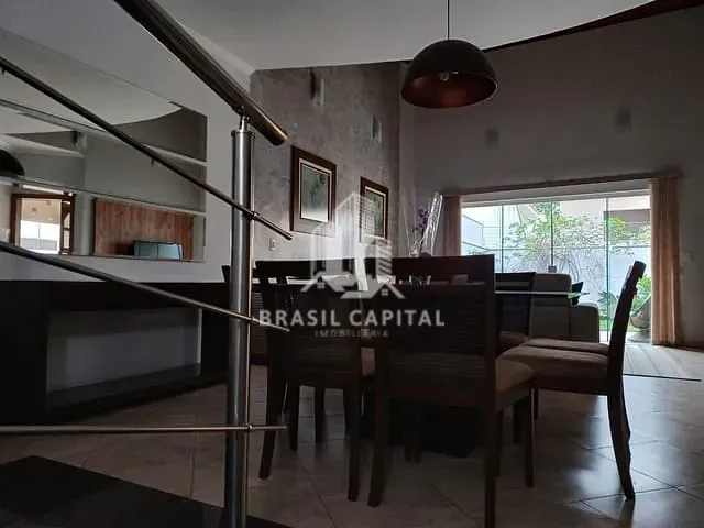 Sobrado com 250m² 3 quartos e 3 banheiros, para alugar, no bairro Parque Residencial Villa dos Inglezes em Sorocaba
