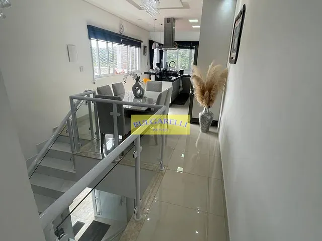 Sobrado com 125m² 3 quartos e 3 banheiros, à venda, no bairro Jardim Vera Regina em Campo Limpo Paulista