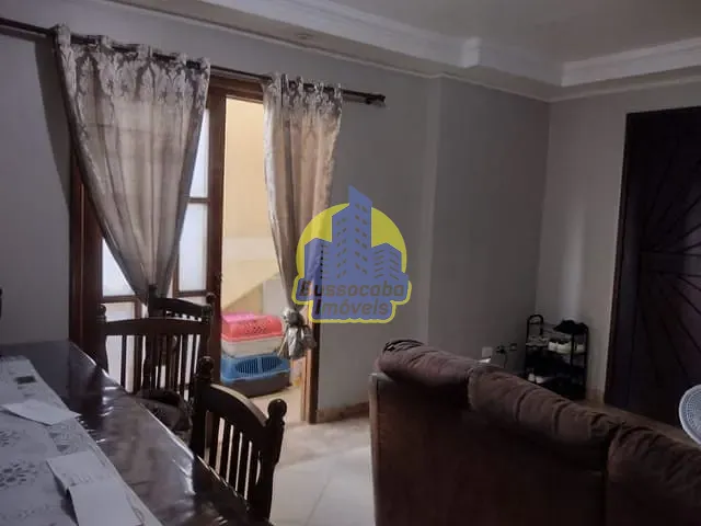 Sobrado com 250m² 4 quartos e 2 banheiros, à venda, no bairro Umuarama em Osasco