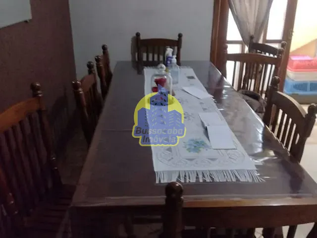 Sobrado com 250m² 4 quartos e 2 banheiros, à venda, no bairro Umuarama em Osasco