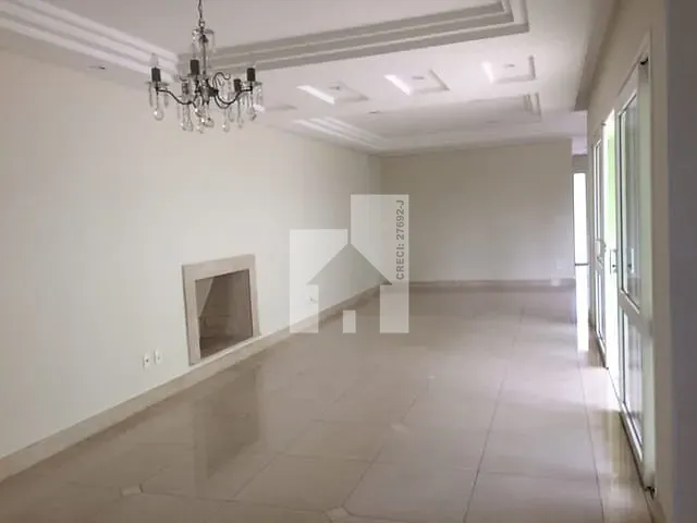 Sobrado com 448m² 4 quartos e 4 banheiros, à venda, no bairro Vila Virgínia em Jundiaí