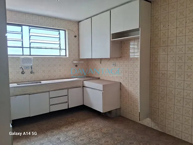 Sobrado com 250m², para alugar, no bairro Perdizes em São Paulo