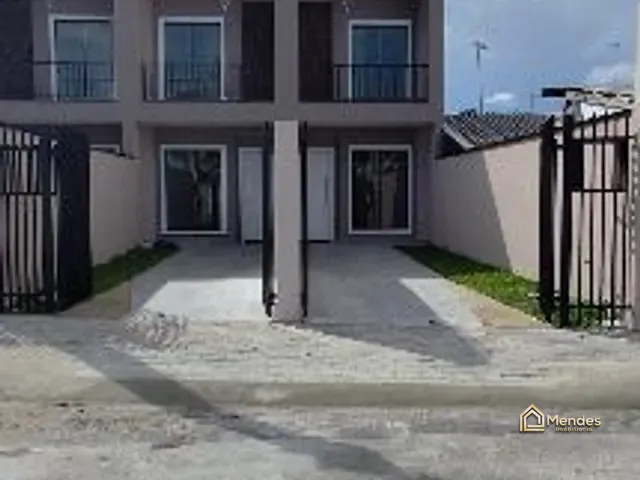 Sobrado com 80m² 3 quartos e 1 banheiro, à venda, no bairro Umbará em Curitiba