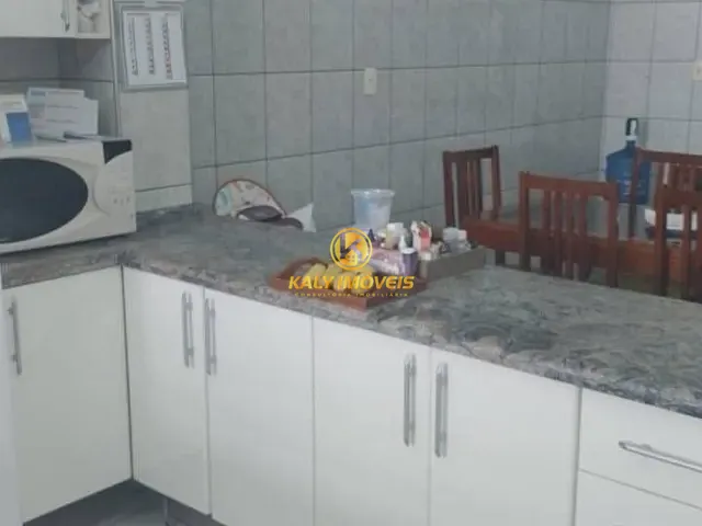 Sobrado com 163m² 4 quartos e 2 banheiros, à venda, no bairro Olímpico em São Caetano do Sul