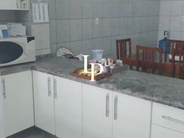 Sobrado com 163m² 4 quartos e 2 banheiros, à venda, no bairro Olímpico em São Caetano do Sul