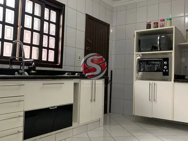 Sobrado com 250m² 4 quartos e 2 banheiros, à venda, no bairro Vila Prudente (Zona Leste) em São Paulo