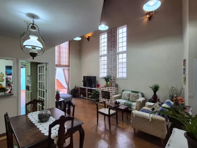 Sobrado 3 quartos e 5 banheiros, à venda ou para alugar, no bairro Vila Guiomar em Santo André