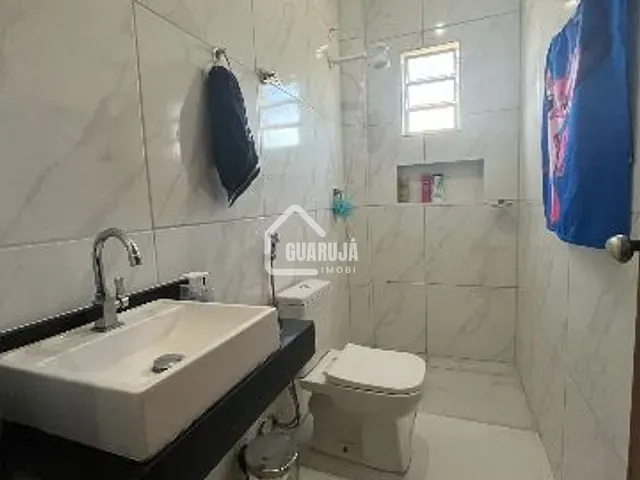 Sobrado com 101m² 2 quartos e 1 banheiro, à venda, no bairro Vila Alice (Vicente de Carvalho) em Guarujá