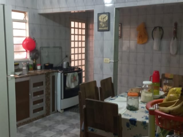 Sobrado com 250m² 5 quartos e 2 banheiros, à venda, no bairro Parque Valença II em Campinas