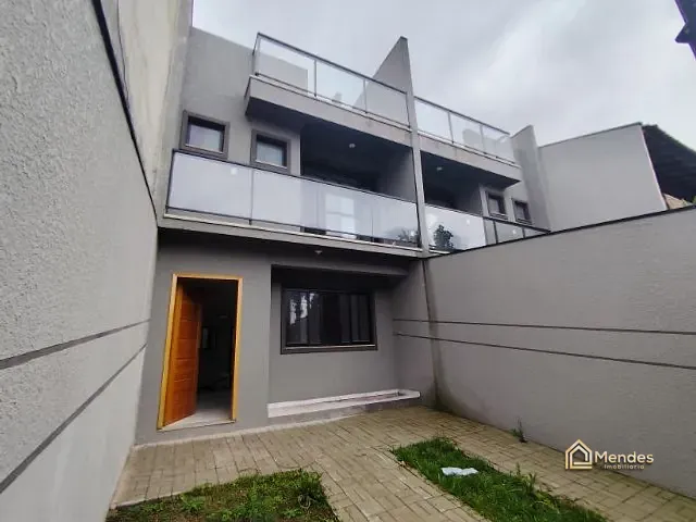Sobrado com 113m² 4 quartos e 3 banheiros, à venda, no bairro Sítio Cercado em Curitiba