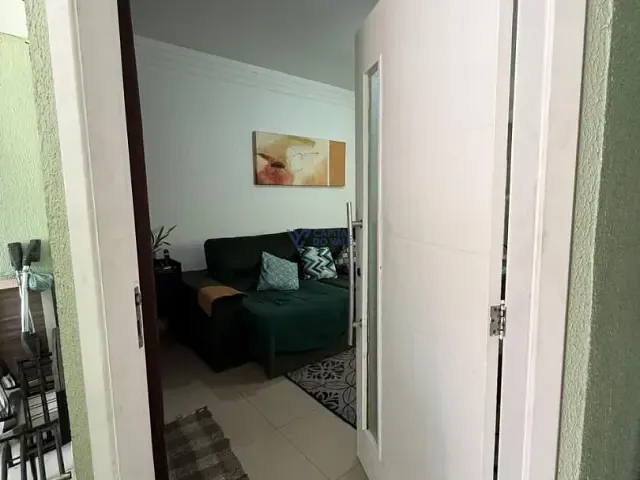Sobrado com 125m² 3 quartos e 2 banheiros, à venda, no bairro Jardim das Indústrias em São José dos Campos
