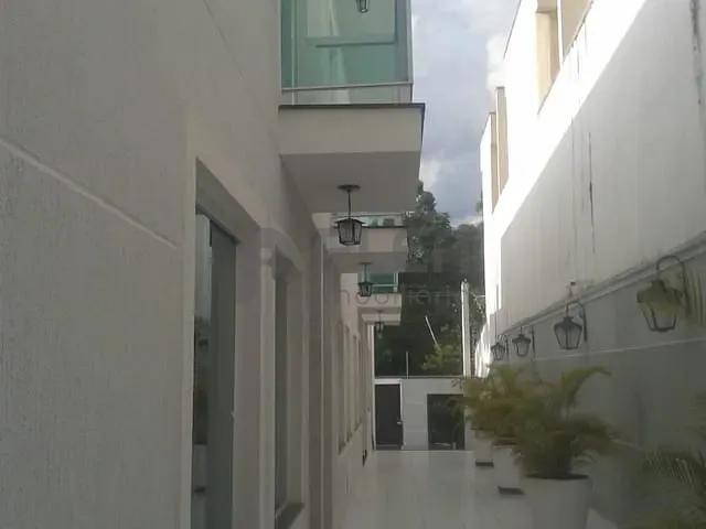 Sobrado 3 quartos e 3 banheiros, à venda, no bairro Jardim Leonor Mendes de Barros em São Paulo