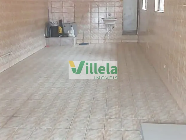 Sobrado com 298m² 4 quartos e 4 banheiros, à venda, no bairro Vila Ursulina em Itaquaquecetuba