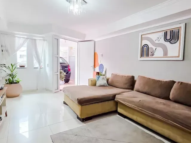 Sobrado 4 quartos e 3 banheiros, à venda, no bairro Santa Terezinha em Santo André