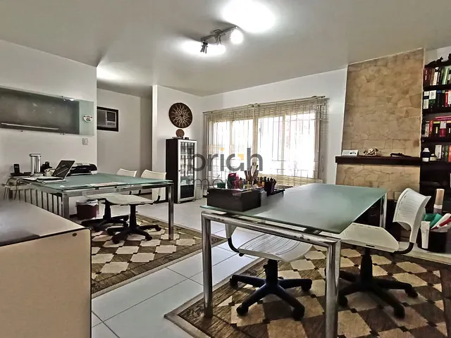 Sobrado com 429m² 4 quartos e 4 banheiros, à venda, no bairro Ouro Branco em Novo Hamburgo