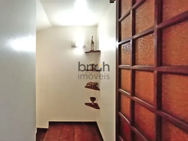 Sobrado com 429m² 4 quartos e 4 banheiros, à venda, no bairro Ouro Branco em Novo Hamburgo