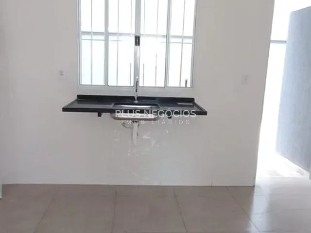 Sobrado com 52m² 2 quartos e 1 banheiro, à venda, no bairro Jardim Rubi em Sorocaba