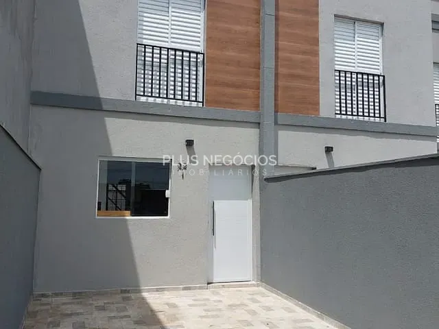 Sobrado com 52m² 2 quartos e 1 banheiro, à venda, no bairro Jardim Rubi em Sorocaba