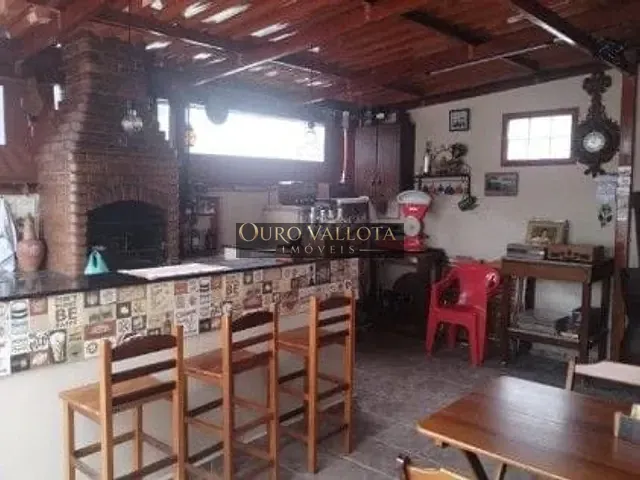 Sobrado 5 quartos e 5 banheiros, à venda, no bairro Vila Antonieta em São Paulo