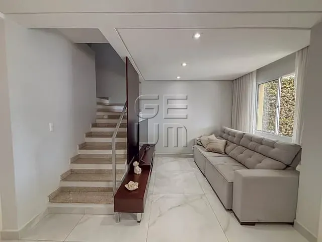 Sobrado com 157m² 3 quartos e 3 banheiros, à venda, no bairro Aurora em Londrina