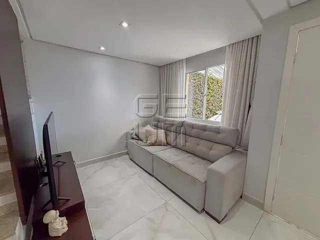 Sobrado com 157m² 3 quartos e 3 banheiros, à venda, no bairro Aurora em Londrina