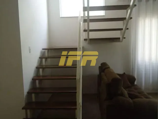 Sobrado com 300m² 3 quartos e 3 banheiros, à venda, no bairro Bairro dos Guedes em Tremembé