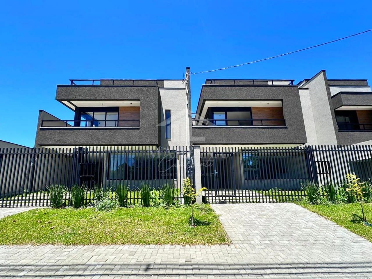 Sobrado, 3 quartos, 198 m² - Foto 1