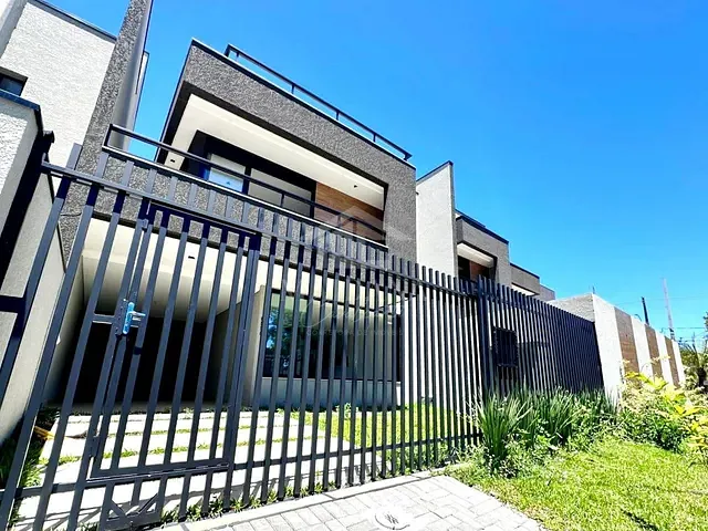 Sobrado com 198m² 3 quartos e 3 banheiros, à venda, no bairro Centro em São José dos Pinhais