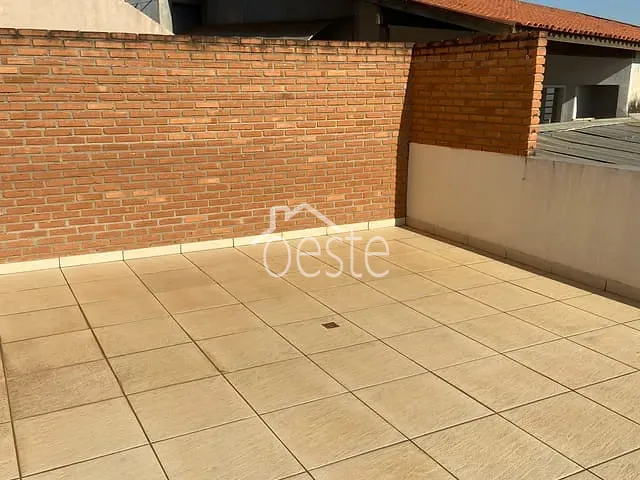 Casa com 250m² 3 quartos e 2 banheiros, para alugar, no bairro Jardim Santa Luzia em Santa Bárbara D'Oeste