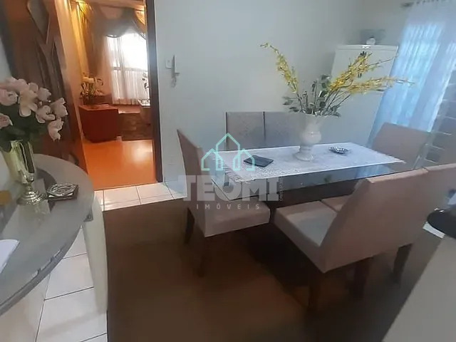 Sobrado com 129m² 3 quartos e 3 banheiros, à venda, no bairro Vila Jaboticabeira em Taubaté