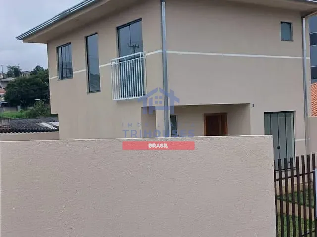 Sobrado 3 quartos e 3 banheiros, à venda, no bairro Guarani em Colombo
