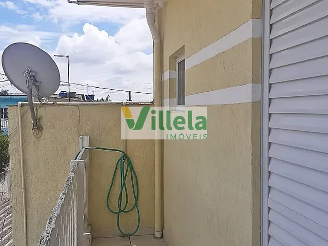 Sobrado com 249m² 3 quartos e 2 banheiros, à venda, no bairro Vila Acoreana em Poá