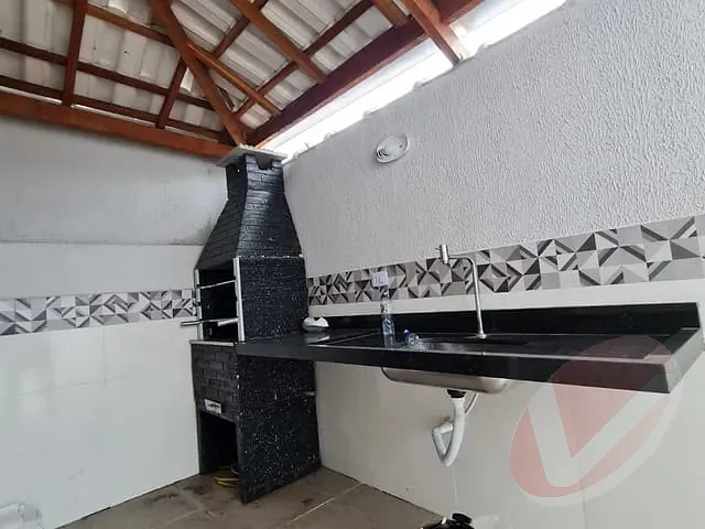 Sobrado com 89m² 2 quartos e 2 banheiros, à venda, no bairro Caiçara em Praia Grande