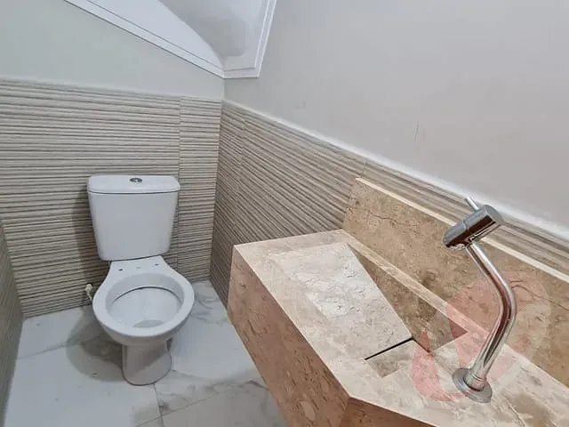 Sobrado com 89m² 2 quartos e 2 banheiros, à venda, no bairro Caiçara em Praia Grande