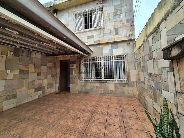 Sobrado com 128m² 2 quartos e 3 banheiros, à venda, no bairro Vila Nancy em Mogi das Cruzes