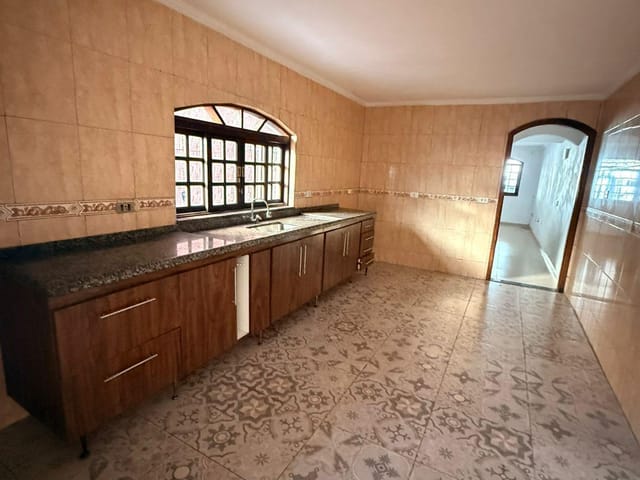 Sobrado 3 quartos e 4 banheiros, para alugar, no bairro Vila Floresta em Santo André